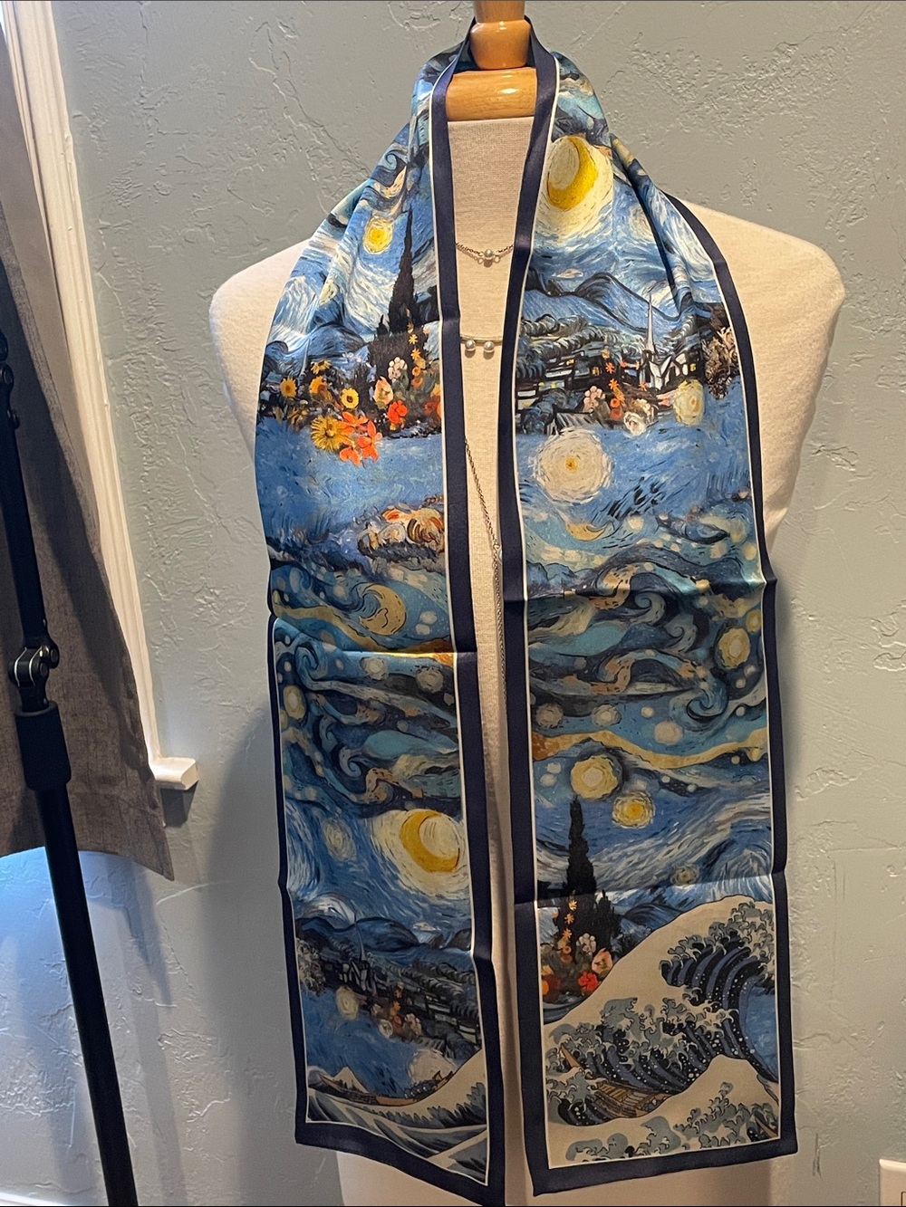 NWT 100% Silk Starry Night by Van Gogh Scarf 50” x 6.5”